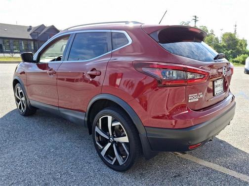 2020 Nissan Rogue Sport SL