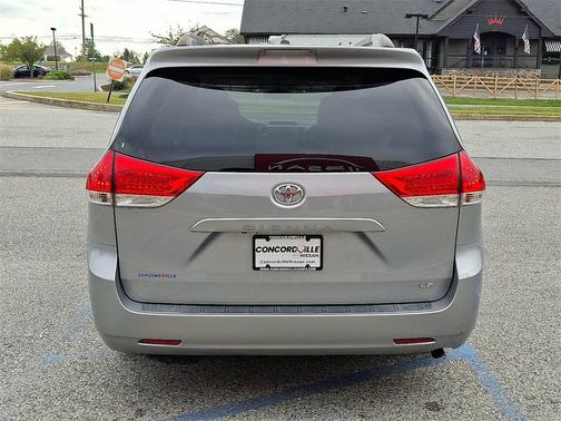 2013 Toyota Sienna LE