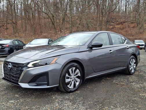 2025 Nissan Altima S FWD