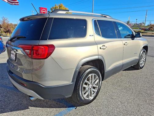 2019 GMC Acadia SLE-2