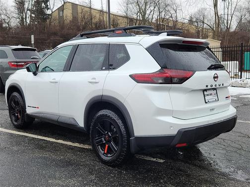 2025 Nissan Rogue Rock Creek