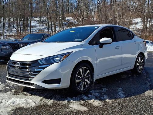 2023 Nissan Versa 1.6 SV