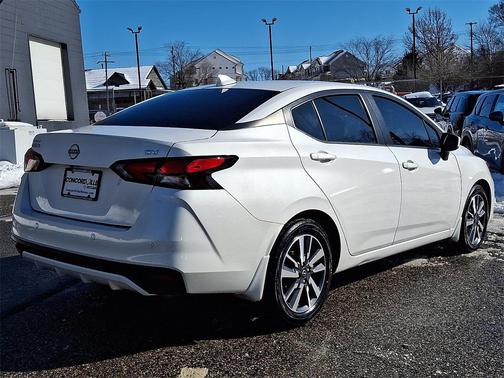 2023 Nissan Versa 1.6 SV