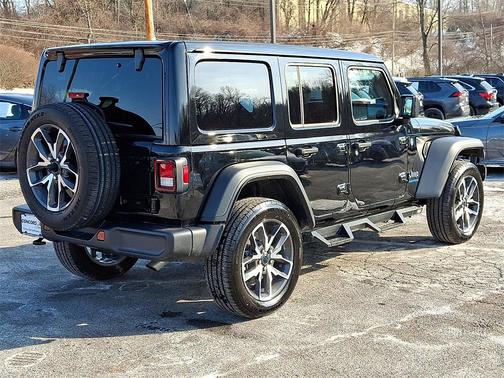 2025 Jeep Wrangler 4xe Sport S