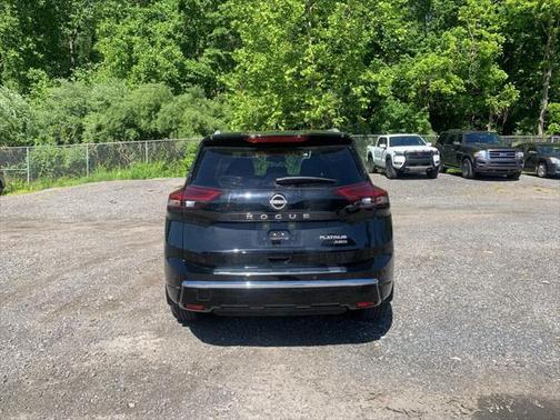 2024 Nissan Rogue Platinum