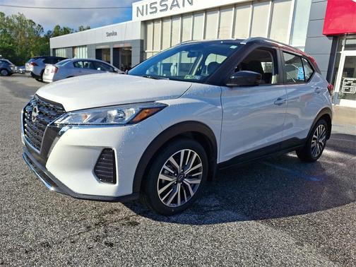 2024 Nissan Kicks SV