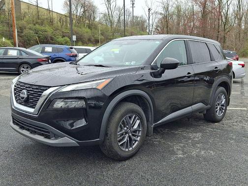 Super Black 2023 Nissan Rogue S