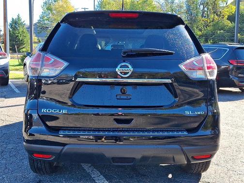 2015 Nissan Rogue SL