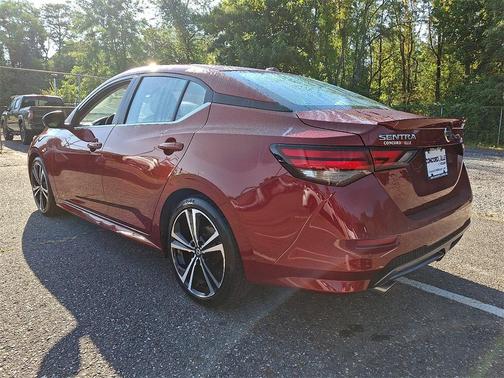 2022 Nissan Sentra SR