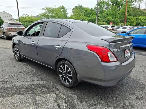 2016 Nissan Versa 1.6 SV