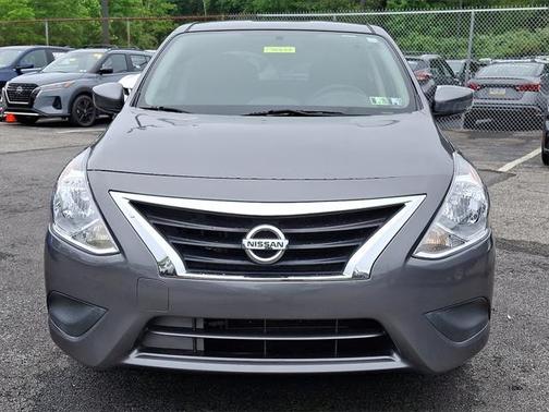 2016 Nissan Versa 1.6 SV