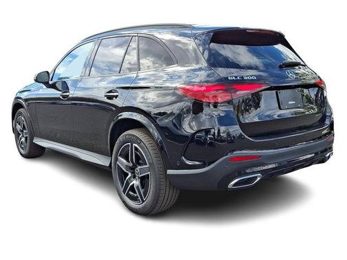 2026 Mercedes-Benz GLC 300 Base 4MATIC