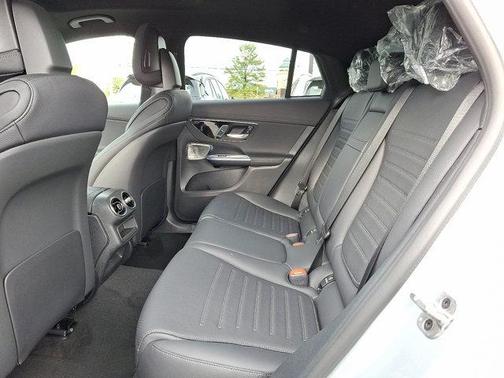 2026 Mercedes-Benz GLC 300 Base 4MATIC