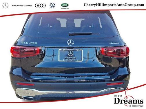 2025 Mercedes-Benz GLB 250 Base 4MATIC