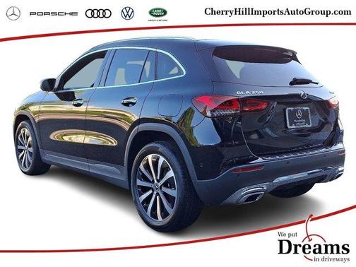 2022 Mercedes-Benz GLA 250 Base 4MATIC