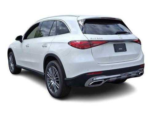 2025 Mercedes-Benz GLC 300 Base 4MATIC