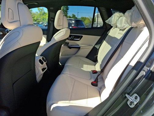 2026 Mercedes-Benz GLC 300 Base 4MATIC