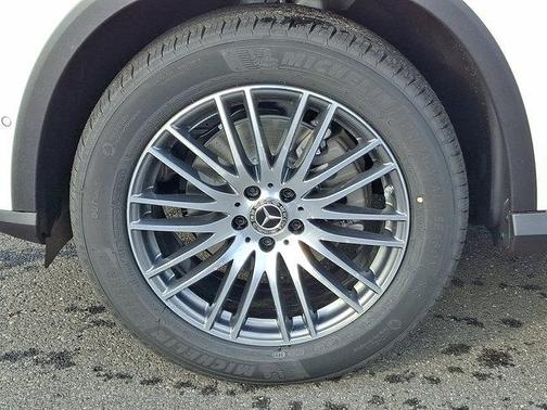 2026 Mercedes-Benz GLC 300 Base 4MATIC