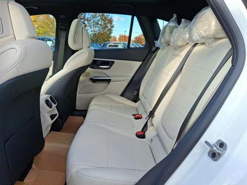 2026 Mercedes-Benz GLC 300 Base 4MATIC