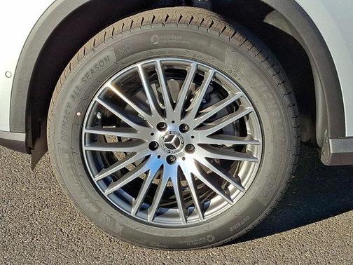 2026 Mercedes-Benz GLC 300 Base 4MATIC