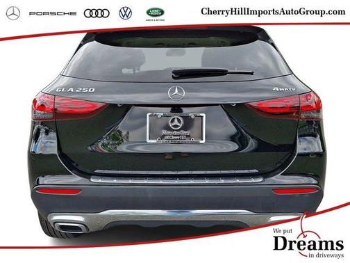 Midnight Black 2022 Mercedes-Benz GLA 250 Base 4MATIC