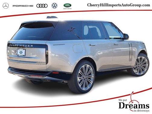 2024 Land Rover Range Rover P530 SE