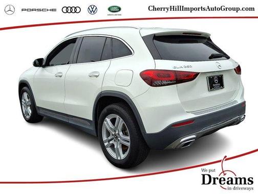 2022 Mercedes-Benz GLA 250 Base 4MATIC
