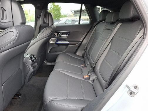 2026 Mercedes-Benz GLC 300 Base 4MATIC
