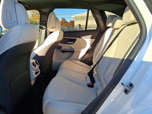 2026 Mercedes-Benz GLC 300 Base 4MATIC