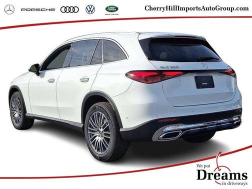 Polar White 2026 Mercedes-Benz GLC 300 Base 4MATIC