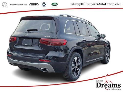 2025 Mercedes-Benz GLB 250 Base 4MATIC