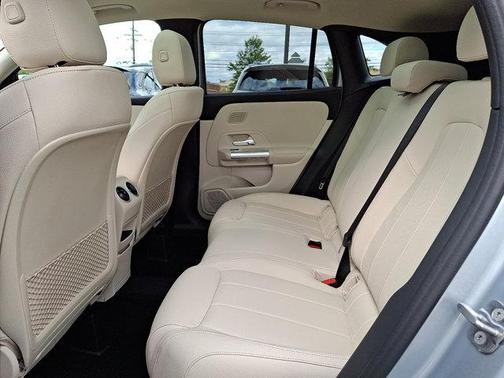 2026 Mercedes-Benz GLA 250 Base 4MATIC
