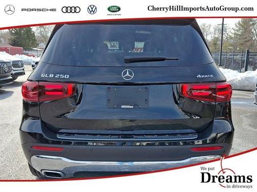 2026 Mercedes-Benz GLB 250 Base 4MATIC