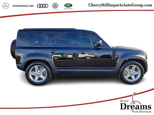 2020 Land Rover Defender 110 SE