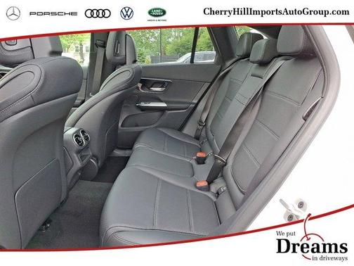 2025 Mercedes-Benz GLC 300 Base 4MATIC