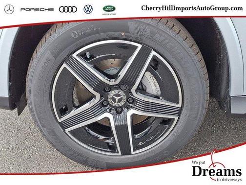 Cirrus Silver Metallic 2026 Mercedes-Benz GLC 300 Base 4MATIC