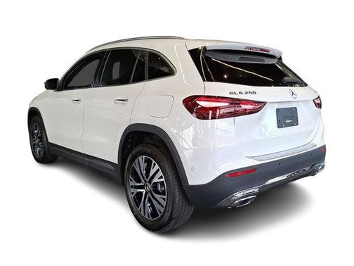 2025 Mercedes-Benz GLA 250 Base 4MATIC