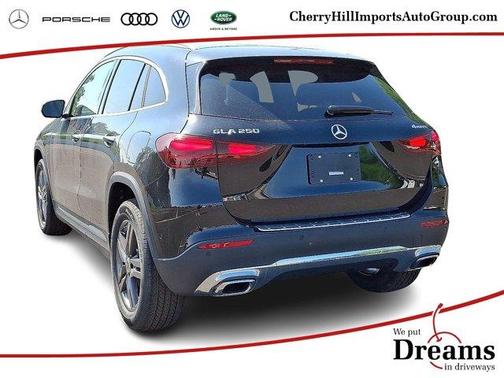2025 Mercedes-Benz GLA 250 Base 4MATIC