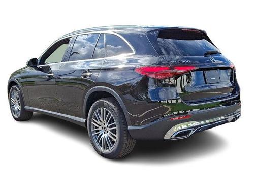 2026 Mercedes-Benz GLC 300 Base 4MATIC