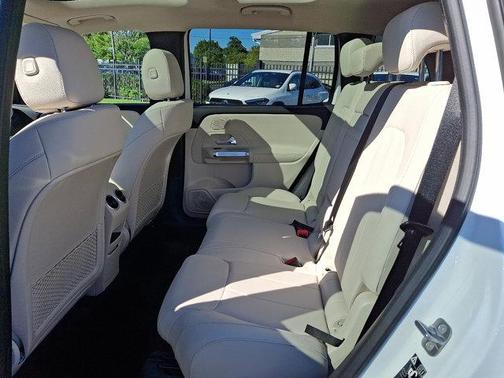 2026 Mercedes-Benz GLB 250 Base 4MATIC
