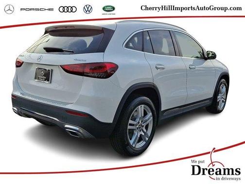 2022 Mercedes-Benz GLA 250 Base 4MATIC