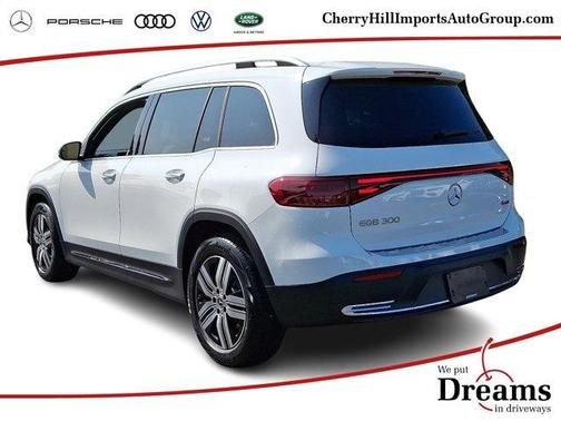 2024 Mercedes-Benz EQB 300 Base 4MATIC