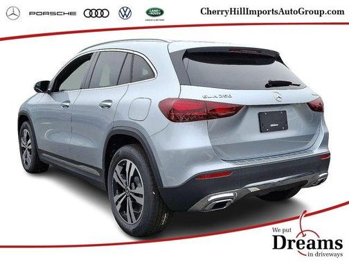 Cirrus Silver Metallic 2026 Mercedes-Benz GLA 250 Base 4MATIC
