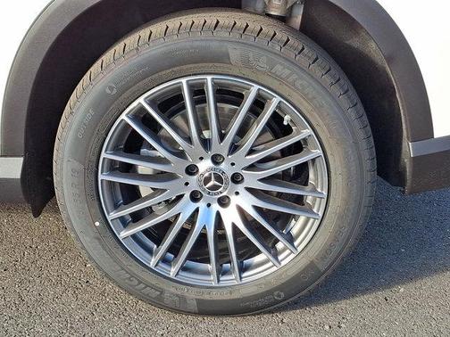 2026 Mercedes-Benz GLC 300 Base 4MATIC