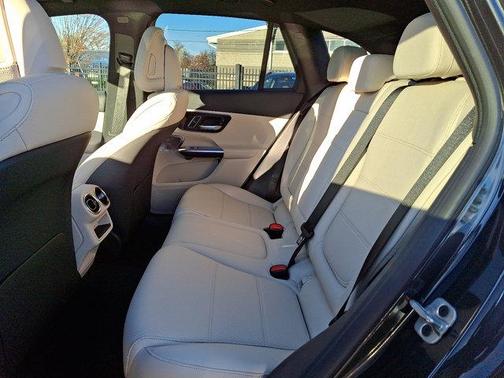 2026 Mercedes-Benz GLC 300 Base 4MATIC