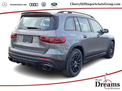 2025 Mercedes-Benz AMG GLB 35 Base