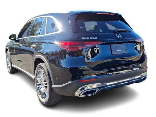 2026 Mercedes-Benz GLC 300 Base 4MATIC