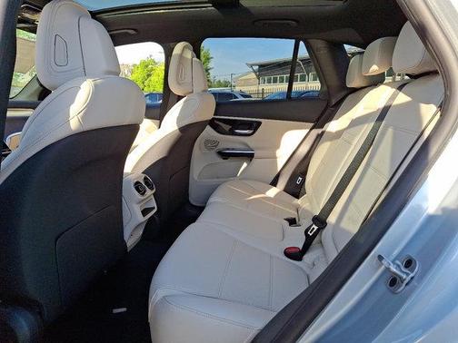 2025 Mercedes-Benz GLC 300 Base 4MATIC