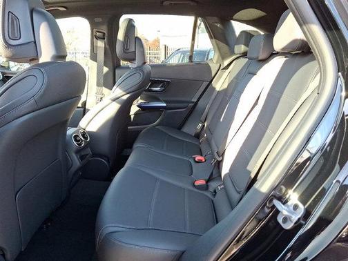 2026 Mercedes-Benz GLC 300 Base 4MATIC