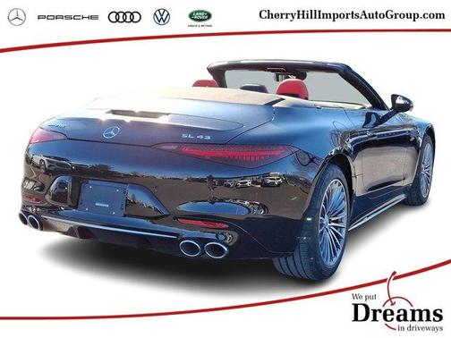 2025 Mercedes-Benz AMG SL 43 Base